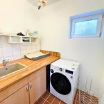 Haus Mit Garten Und Privater Garage *