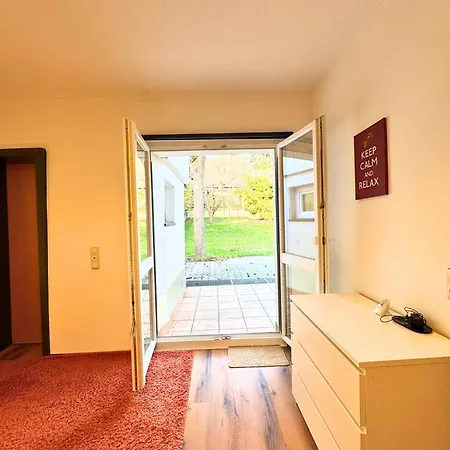 Haus Mit Garten Und Privater Garage 펜션